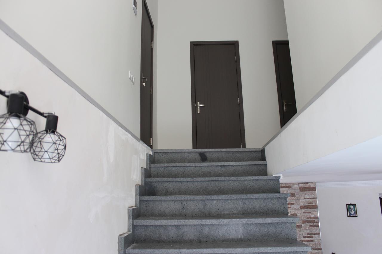 Kvara'S House Кутаиси Екстериор снимка